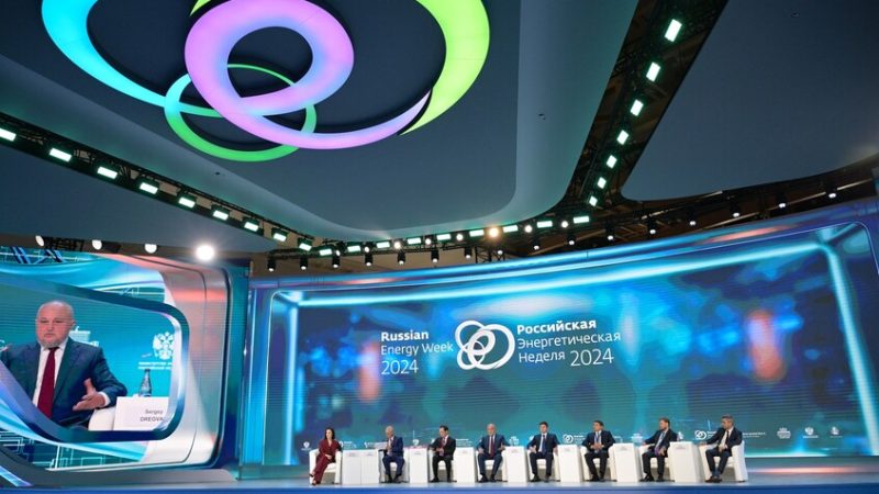 منصة دولية في موسكو لصناعة مستقبل الطاقة ومواجهة التحديات وبناء شراكات مستدامة