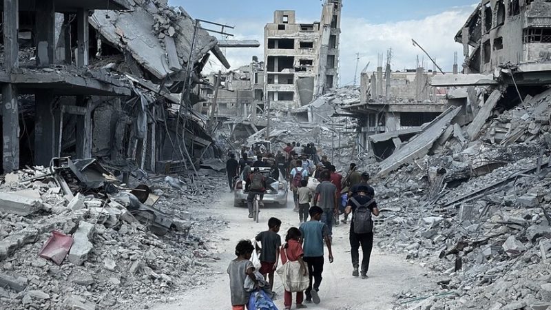 قوة “رادع” تنفذ حملة أمنية واسعة في غزة وتعتقل عشرات المطلوبين