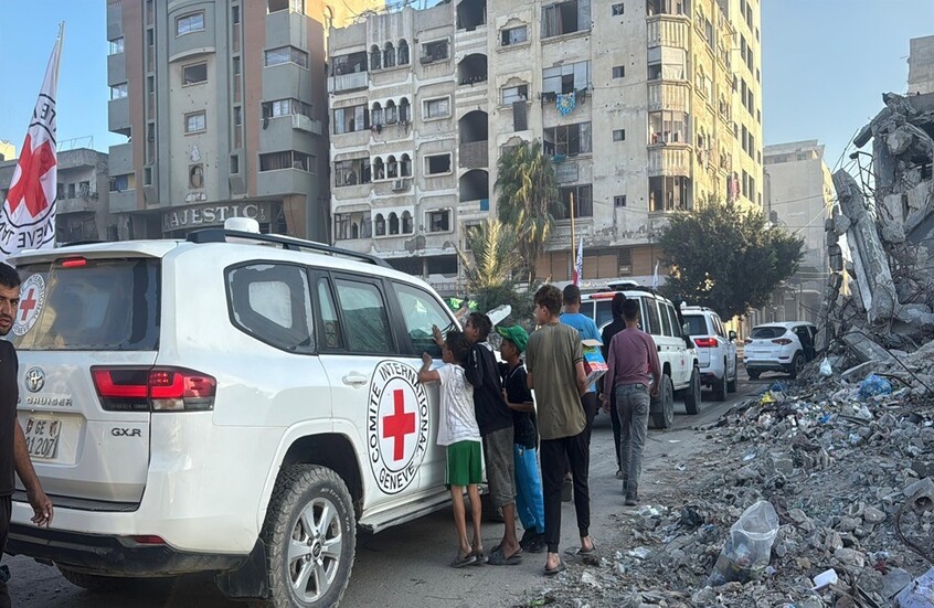 “حماس” تؤكد التزامها بتسليم جثامين الجنود الإسرائيليين وتستنكر خروقات إسرائيل