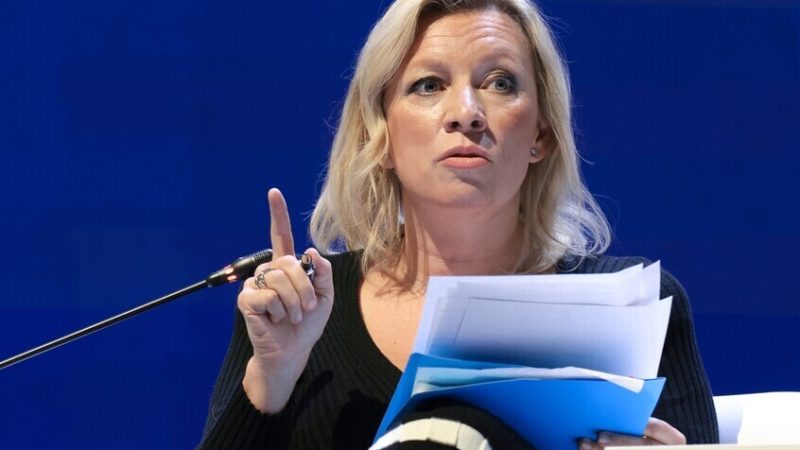 موسكو: تصريحات ماكرون تستهدف إملاء شروط أوصياء كييف