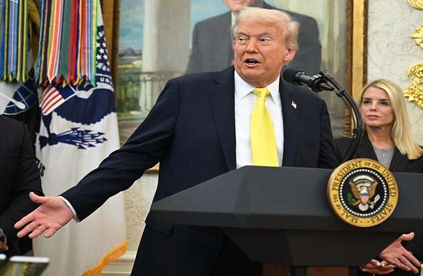 ترامب: حماس تتولى تطهير غزة من العصابات… تحاول فرض النظام بعد صفقة التبادل