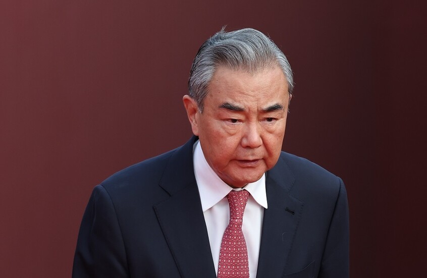 وزير الخارجية الصيني: نظام العلاقات الدولية يواجه تحديات غير مسبوقة