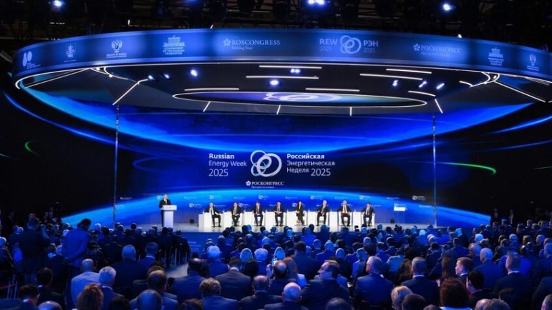 روسيا تعلن سيطرتها على 17% من سوق الطاقة العالمية