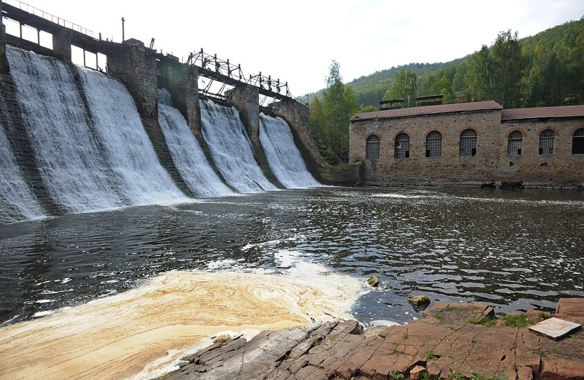 وزير روسي لا يستبعد إنشاء محطات كهرومائية صغيرة في أفغانستان