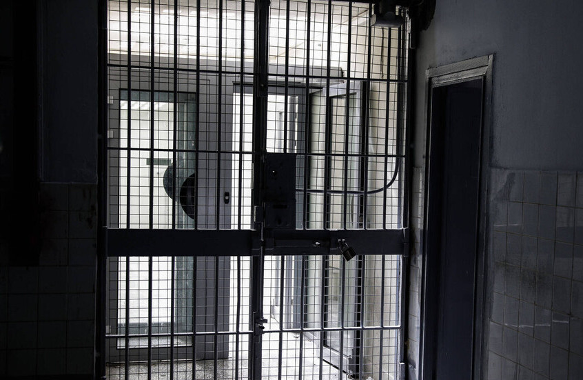 “حقنة فيلر”.. المشدد 7 سنوات لطبيب تسبب في وفاة حفيدة رئيس وزراء مصر الأسبق