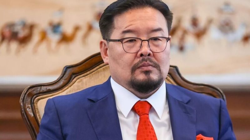 رئيس وزراء منغوليا يستقيل