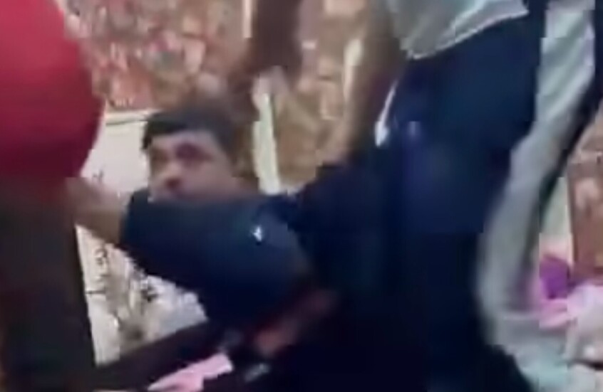 الجزائر.. فيديو لاعتداء جسدي وجنسي على مواطن يشعل الإنترنت والسلطات تتحرك