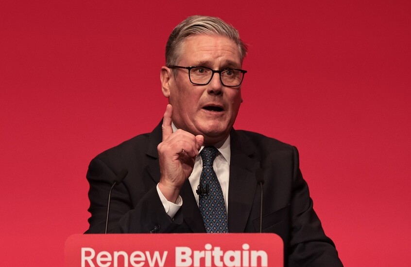 “أكسيوس”: ستارمر يقترح صياغة اتفاق بشأن أوكرانيا على غرار خطة غزة