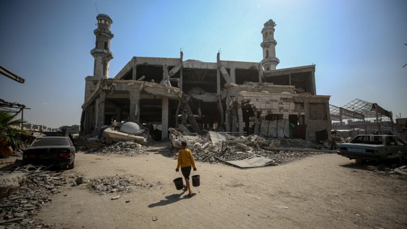 مركز غزة لحقوق الإنسان: لا مبرر للقوات الإسرائيلية لارتكاب “مجزرة حي الزيتون”