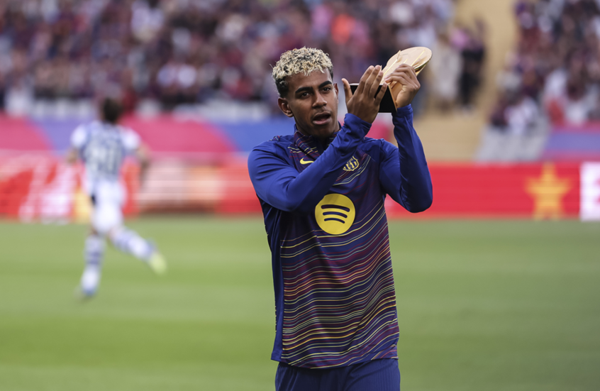 لامين جمال على رأس قائمة برشلونة لمواجهة جيرونا