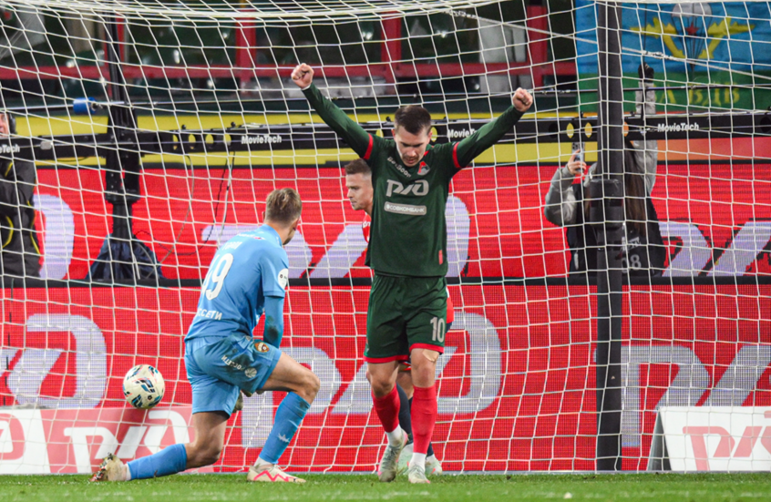 لاعب لوكوموتيف يسجل واحدا من أجمل الأهداف في تاريخ الدوري الروسي (فيديو)