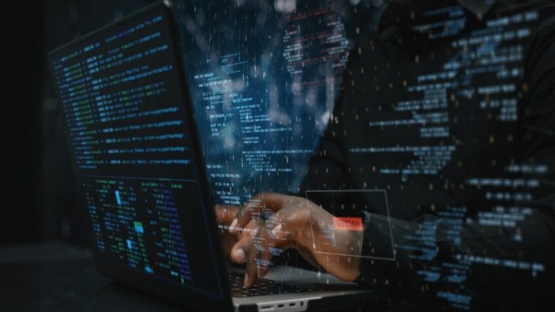 مجموعة “حنظلة” تكشف هوية 17 عالما عسكريا إسرائيليا وتتوعدهم بالمحاسبة (صور)