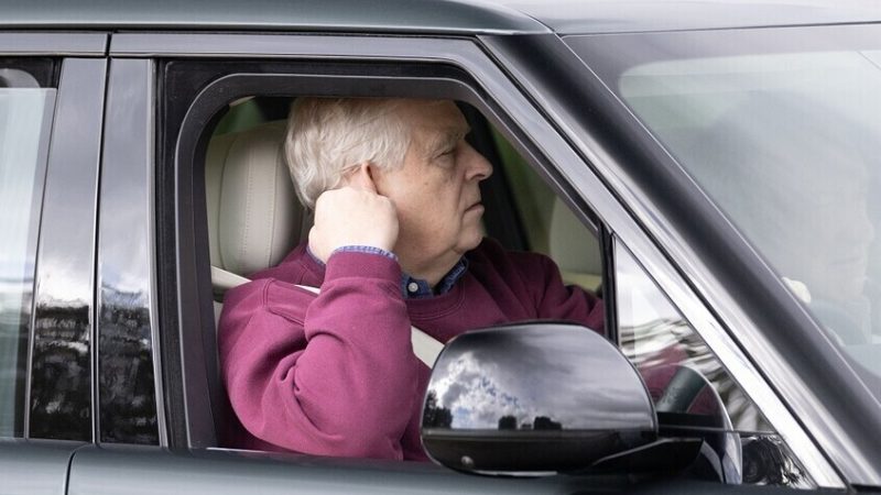 فضيحة جديدة تهز عرش بريطانيا.. الأمير أندرو استخدم الشرطة للتجسس على ضحيته الجنسية!