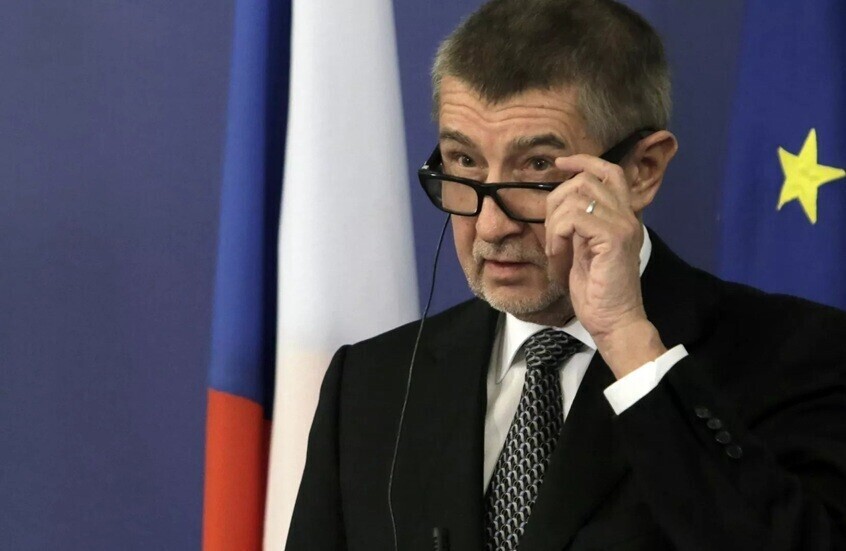 “ترامب التشيكي” يترك الحكومة ويذهب في إجازة!