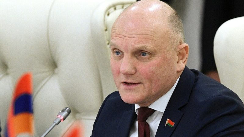 لجنة أمن الدولة البيلاروسية: نعمل على إقامة اتصالات بأوكرانيا