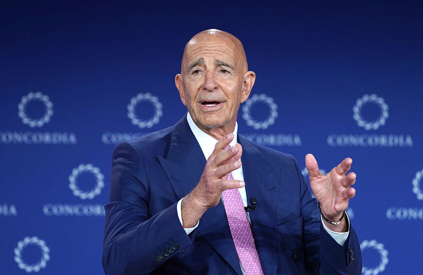 باراك يكشف تفاصيل عرض قدم للبنان من أجل نزع سلاح حزب الله