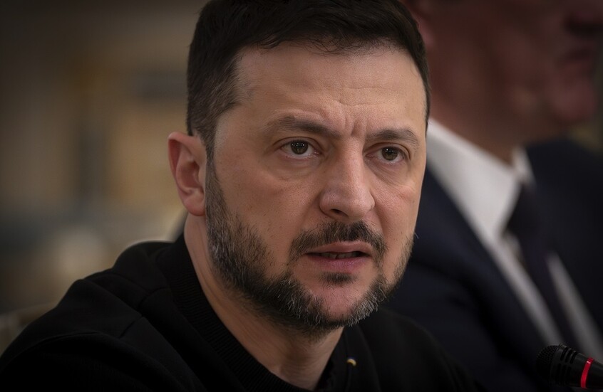 زيلينسكي يؤكد أن انسحاب أوكرانيا من دونباس نوقش خلال زيارته لواشنطن