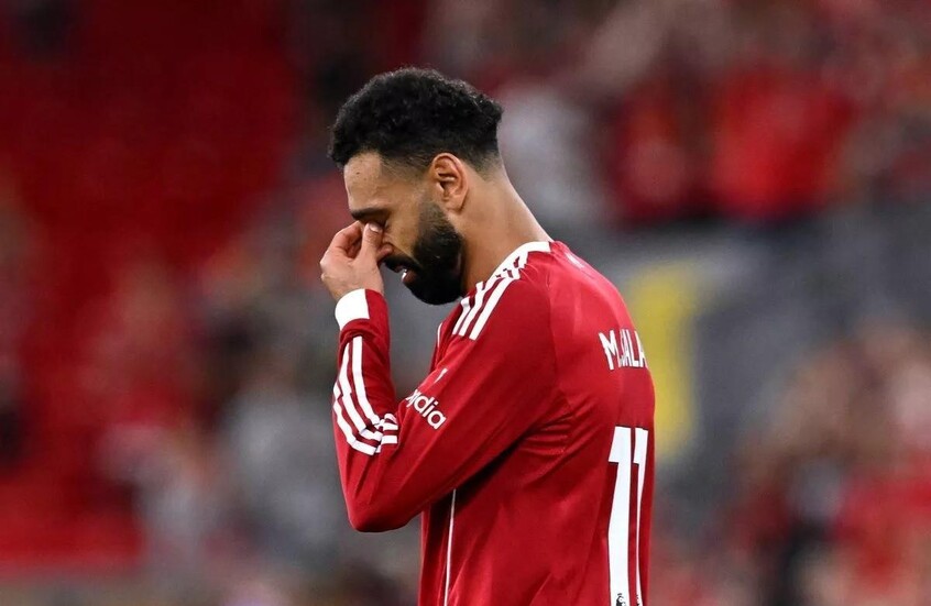“لا ينبغي أن يبدأ مبارياته خارج أنفليد”.. تصريح مثير لنجم ليفربول السابق حول تراجع مستوى محمد صلاح
