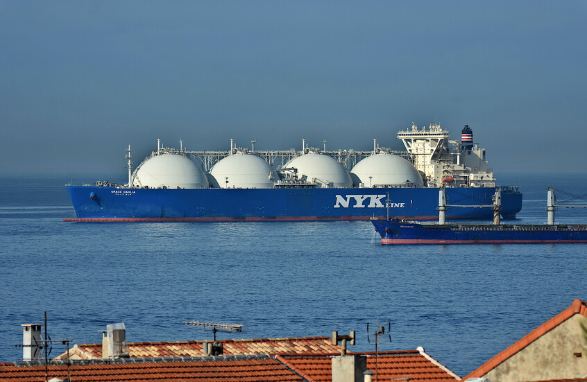 “غازبروم”: محاولات أوروبا التعويض عن الغاز الروسي بالمسال الأمريكي محفوفة بمخاطر جسيمة