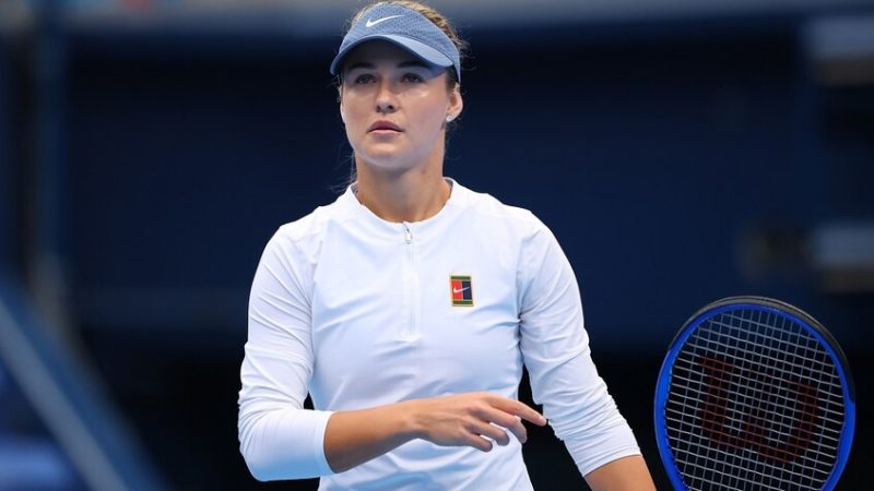 الحسناء الروسية كالينسكايا تبلغ ثاني أدوار طوكيو (فيديو)