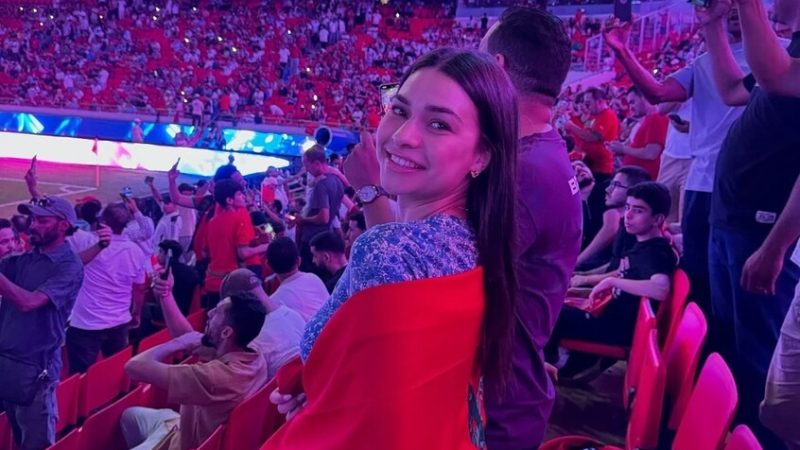 رد فعل زوجة ياسر الزابيري بعد قيادة المغرب للفوز بكأس العالم للشباب (فيديو)