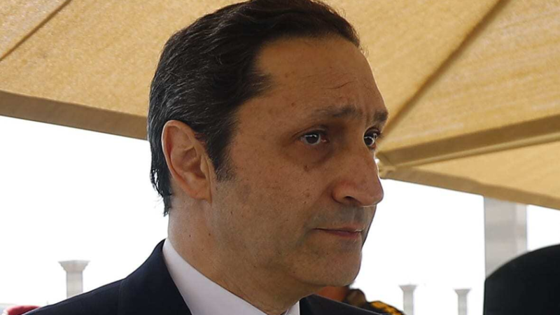 “الأولوية لأهلنا”.. علاء مبارك يرد على إعلامي مصري شهير بعد تصريحاته عن التبرع لغزة (فيديو)