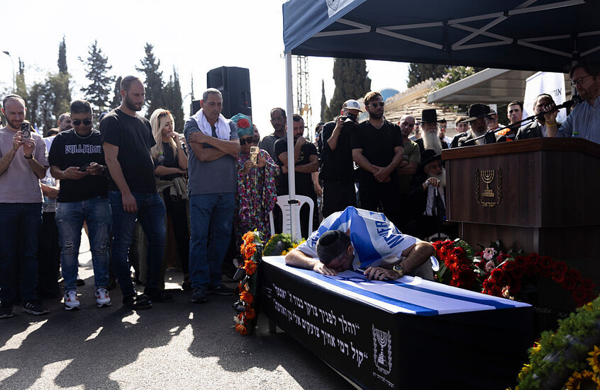 الإعلام الإسرائيلي يكشف عن خطوة أمريكية حاسمة لاستعادة الجثث من حماس