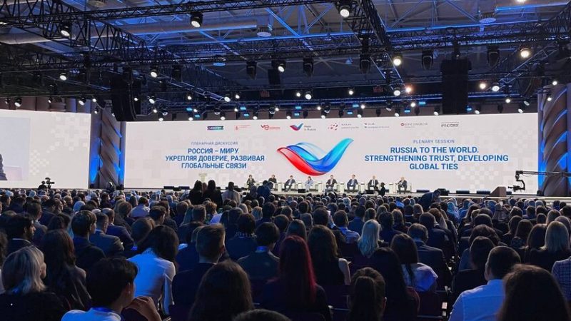 ميشوستين: تعمل الحكومة على تطوير العلامة التجارية الوطنية “صنع في روسيا”