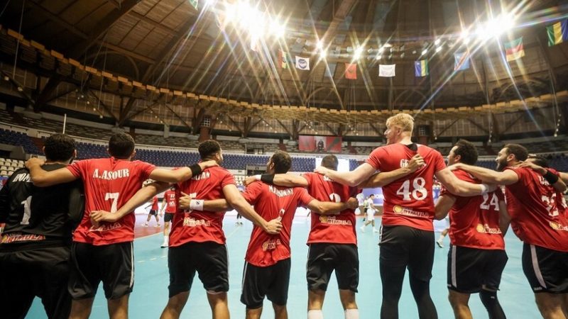 شاهد.. احتفالات الأهلي بلقب دوري أبطال إفريقيا لكرة اليد على حساب منتدى درب السلطان المغربي