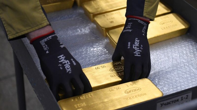 الذهب يلامس القمم.. فما الدول العربية الأغنى احتياطيا بالمعدن الأصفر؟