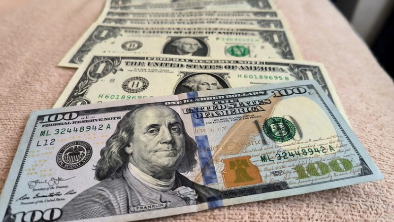 انطلاق فعاليات منتدى الشارقة للاستثمار 2025 بمشاركة 142 دولة