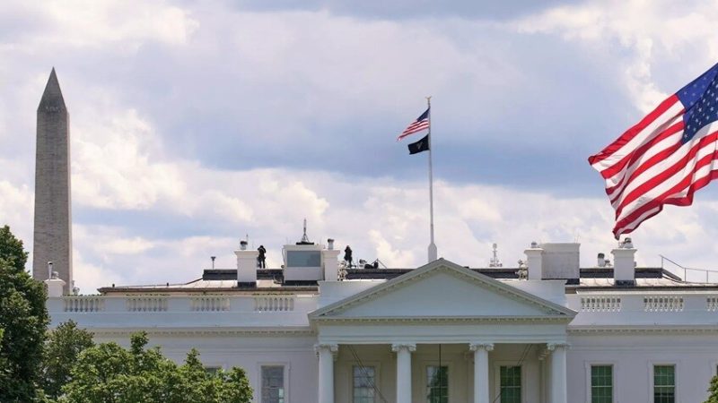 صحيفة: إدارة ترامب ترفع قيودها على استخدام أوكرانيا صواريخ بعيدة المدى ضد روسيا