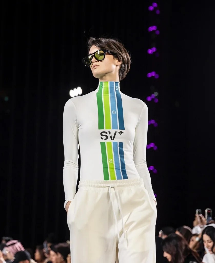 الخطوط السعودية تدخل عالم الموضة (صور+ فيديو)