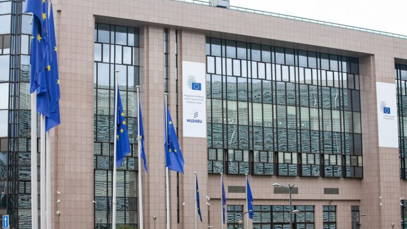 بينما تعاني اقتصادات الاتحاد الأوروبي.. بروكسل تطلق خطة بمليار يورو لتجديد “قصر القرار” الأوروبي