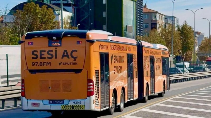 تسيير “حافلات سبوتنيك” في اسطنبول (صور+فيديو)