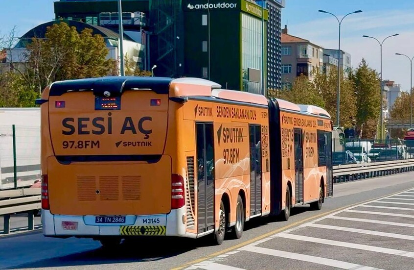 تسيير “حافلات سبوتنيك” في اسطنبول (صور+فيديو)