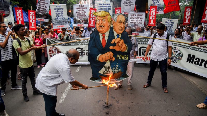 ترامب مخاطبا نتنياهو: العالم كله ضدك