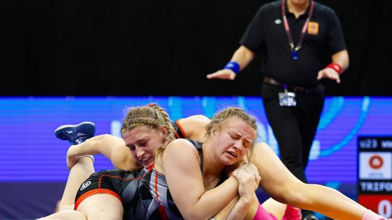 فضية بطعم الذهب.. تريفونوفا ترفع راية روسيا في بطولة العالم للمصارعة