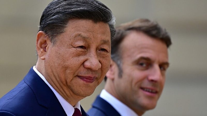 ماكرون يشهر “أداة مكافحة الإكراه” في وجه الصين