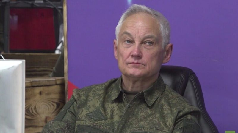 بيلاوسوف يتفقد قوات “الجنوب” بمنطقة العملية العسكرية في أوكرانيا (فيديو)