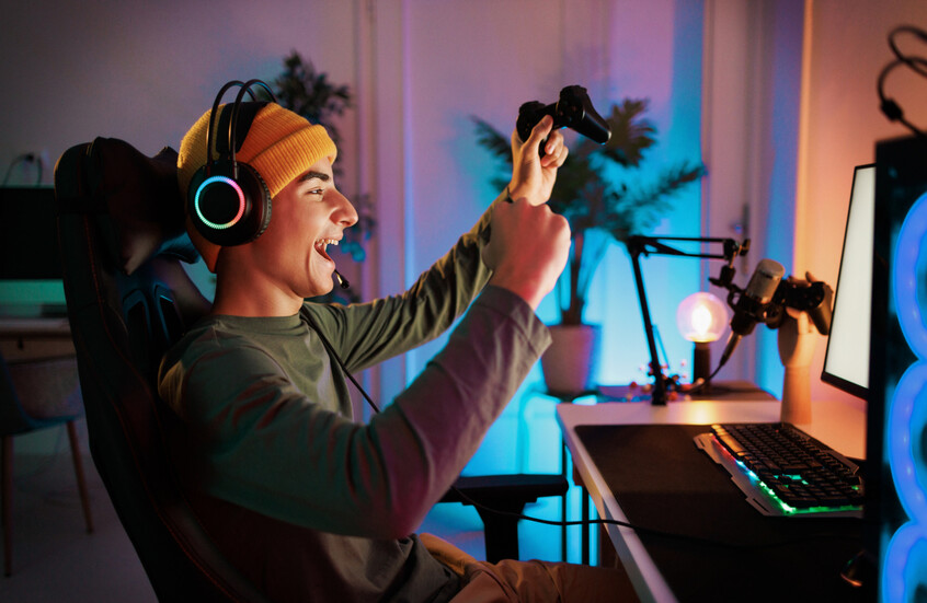 الجزائر.. وزير البريد يعلن حل المشكلة التقنية المتعلقة بلعبة “فورتنايت” الشهيرة