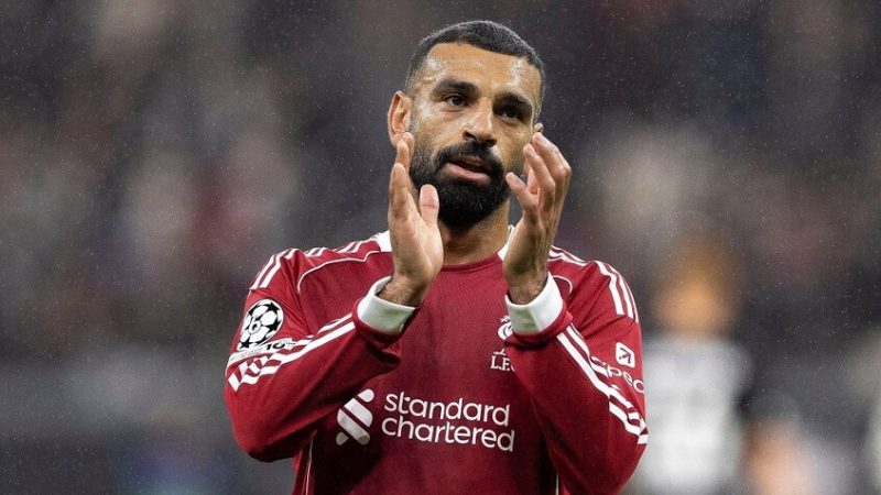 فابريزيو رومانو يكشف موقف إدارة ليفربول من صلاح بعد حذف بيانات الفريق