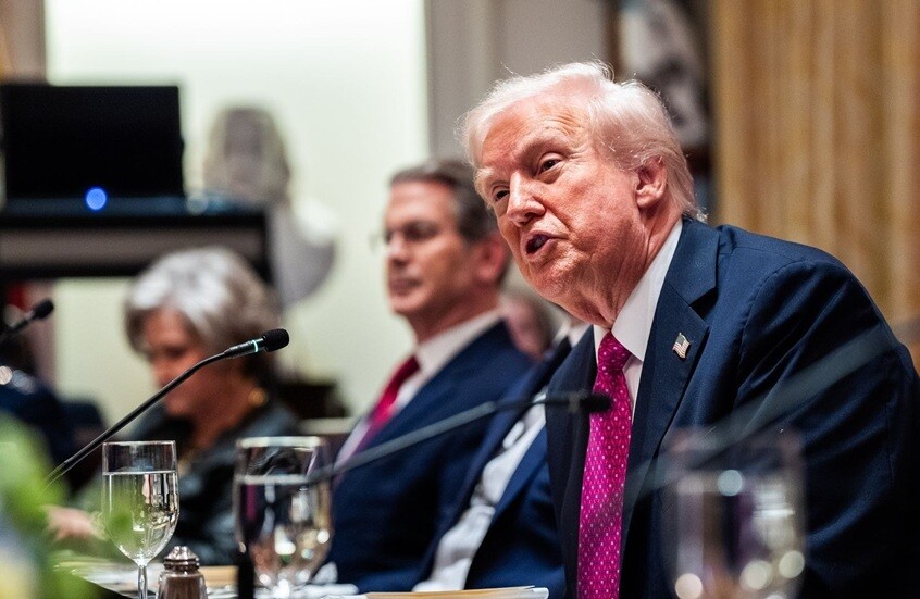 مسؤولون أمريكيون: ترامب يدرس خططا لاستهداف منشآت الكوكايين داخل فنزويلا