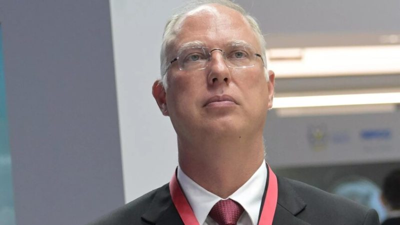 دميترييف: زيلينسكي دعم هاريس وساهم في بدء إجراءات عزل ترامب.. ولا ينبغي أن ننسى ذلك