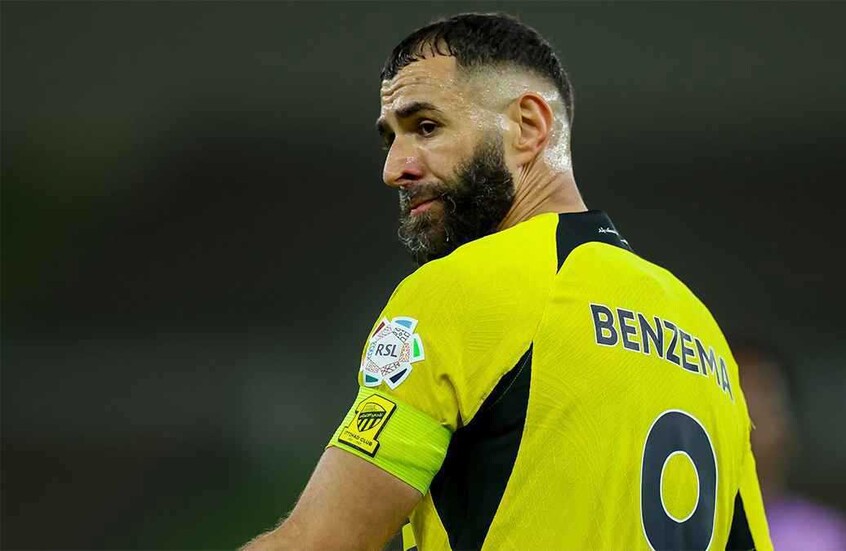 الهلال السعودي يذكر الاتحاد بمآسي “الجوهرة” ويسخر من قائده كريم بنزيما (صورة)