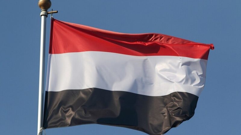 السفير الروسي: اليمن يعاني أزمة إنسانية حادة و17 مليون نسمة بحاجة للطعام والماء