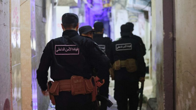 الأمن السوري يدعو أهالي اللاذقية لليقظة والتكاتف بمواجهة محاولات الفوضى والتخريب