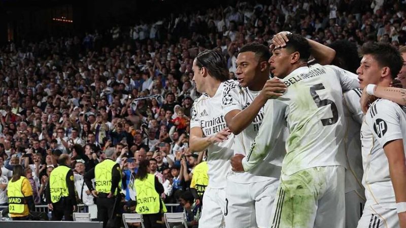 قبل مواجهة برشلونة.. نجم ريال مدريد يفوز بجائزة جديدة (صورة)