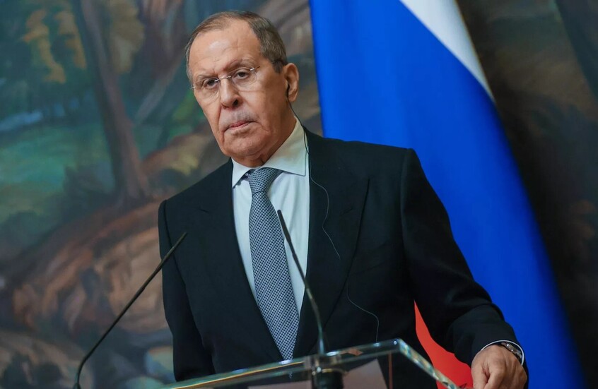 لافروف: السلطات الفنلندية “ارتكبت خطأ” بانضمامها إلى حلف شمال الأطلسي