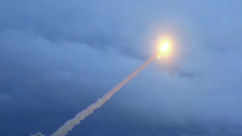 بكين: نتابع باهتمام التقارير حول اختبار روسيا صاروخ “بوريفستنيك” العامل بمحرك نووي